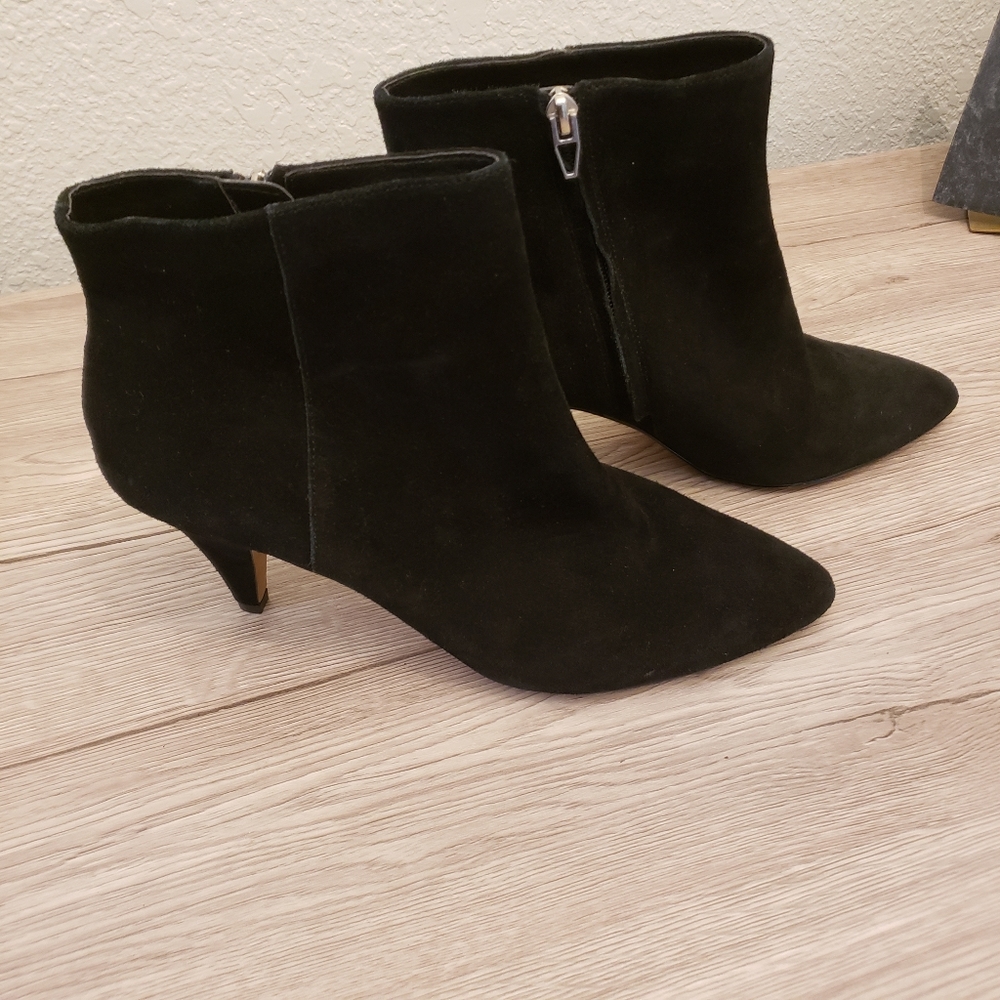 Size 11 Dolce Vita Black Suede Pump Booties